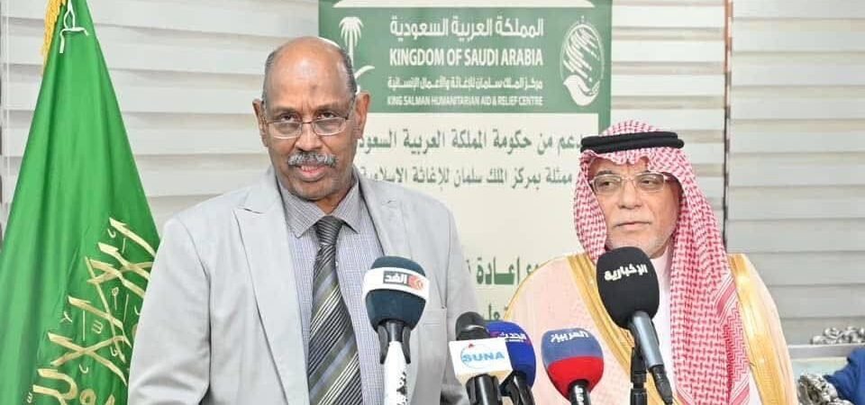 مركز الملك سلمان للاغاثة يدشن معدات واجهزة لتأهيل مستشفى أمدرمان التعليمي